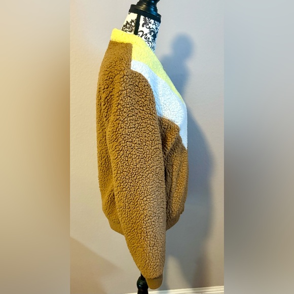 UGG Annalise Teddy Bear Sherpa Jacket - Picture 4 of 8